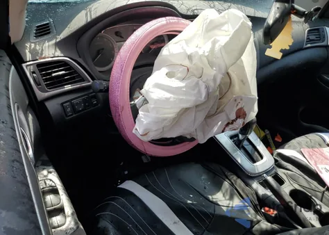 2013 Nissan Sentra S из США, поврежденный, VIN 3N1AB7AP4DL669113